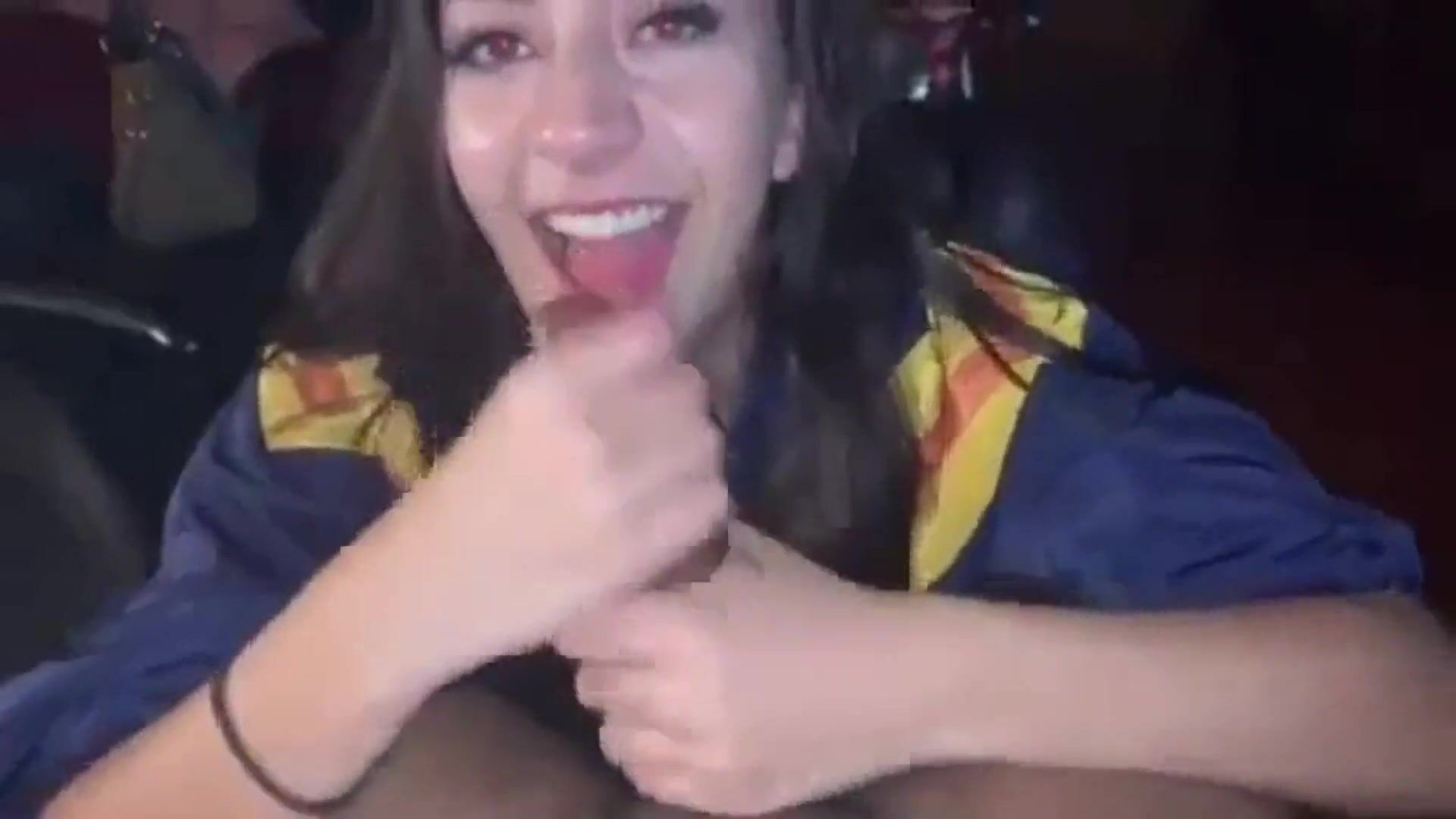 She challenges on making it cum in her mouth