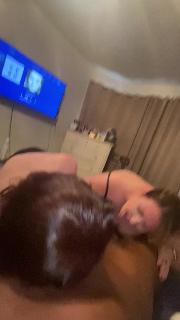 A threesome I had with these two hotwives