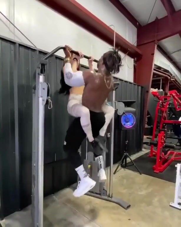 Imagine seeing this at the gym